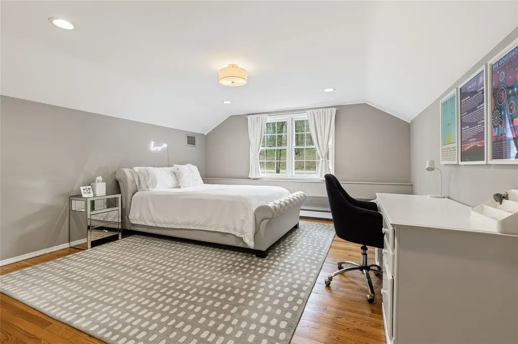 19 Brandon Drive Mount Kisco NY 10549