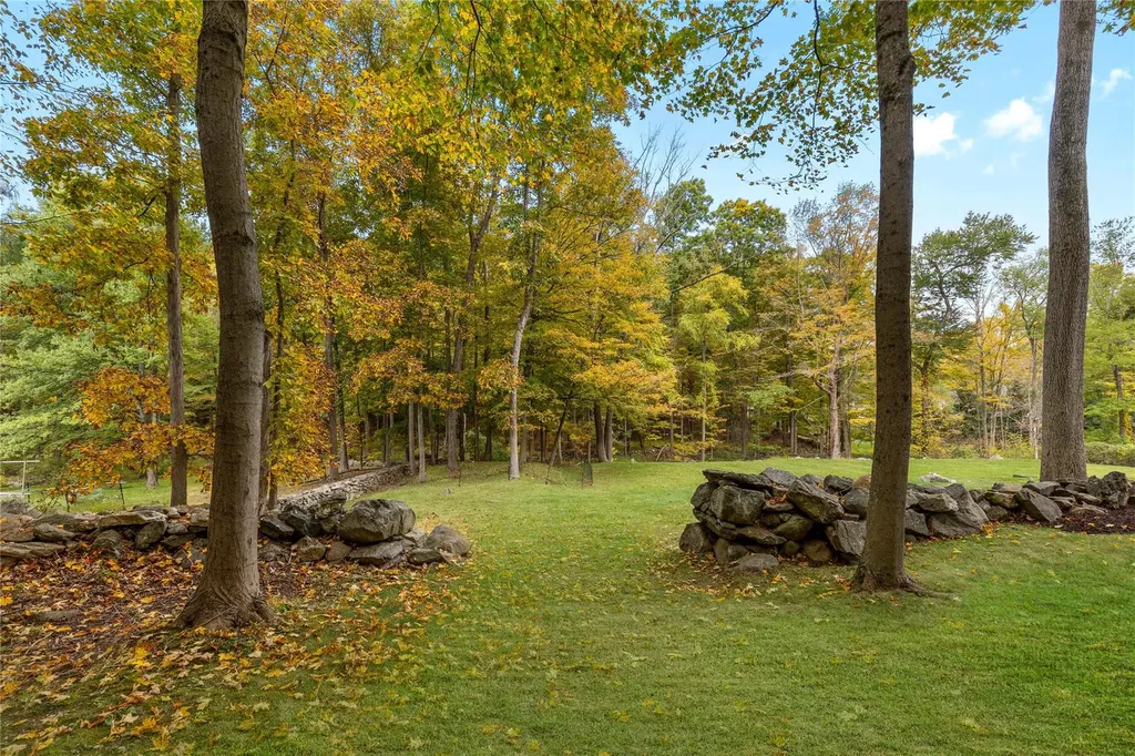 19 Brandon Drive Mount Kisco NY 10549