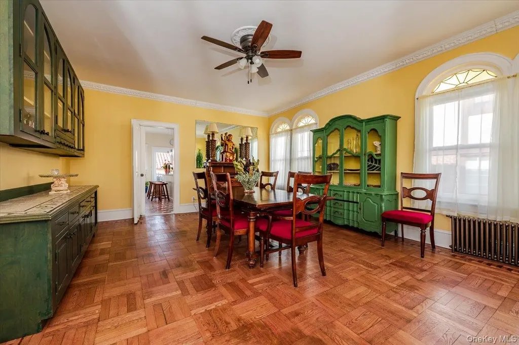 211 Laurelton Boulevard Long Beach NY 11561