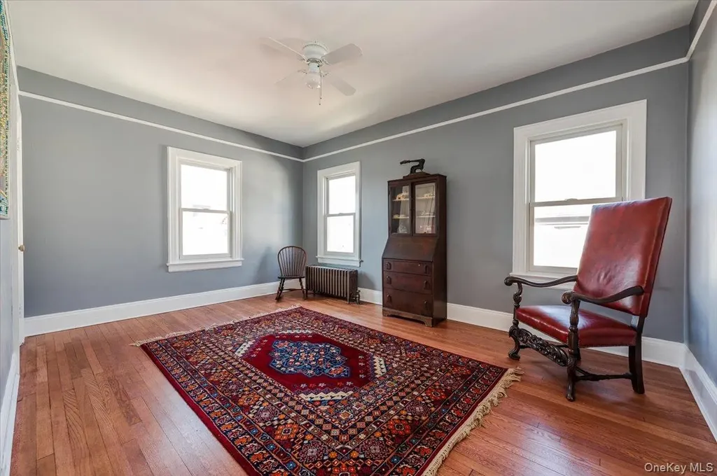 211 Laurelton Boulevard Long Beach NY 11561