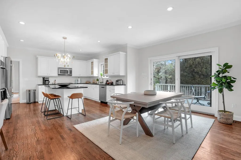 4 Morris Court Rye NY 10580