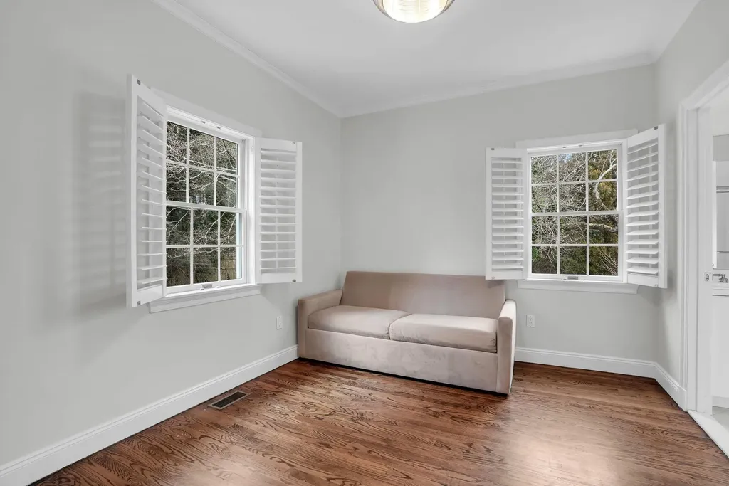 4 Morris Court Rye NY 10580