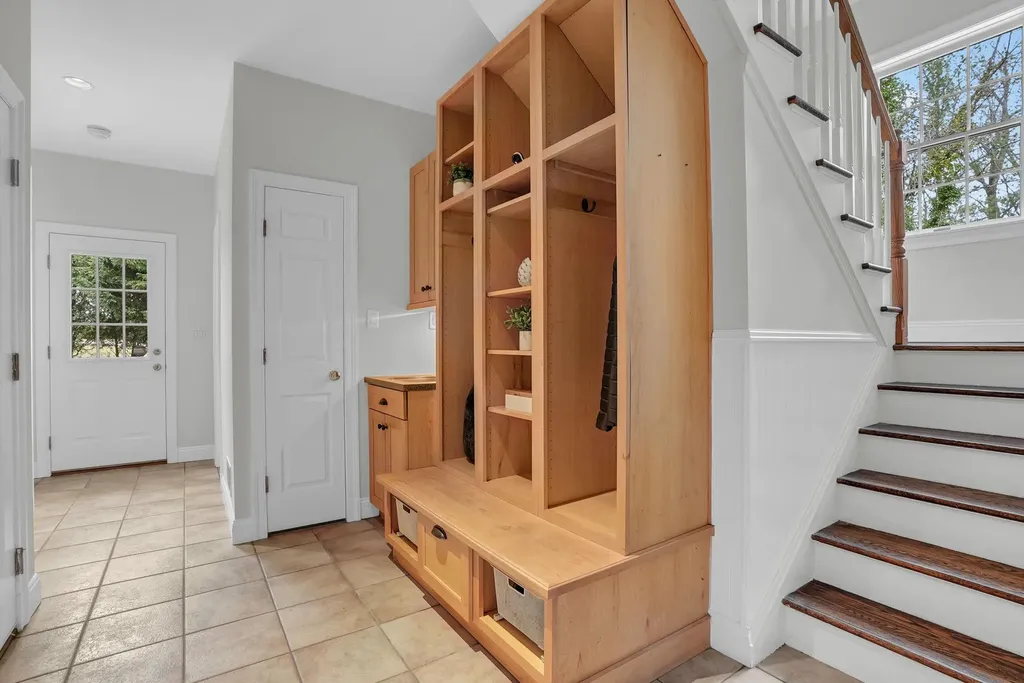 4 Morris Court Rye NY 10580