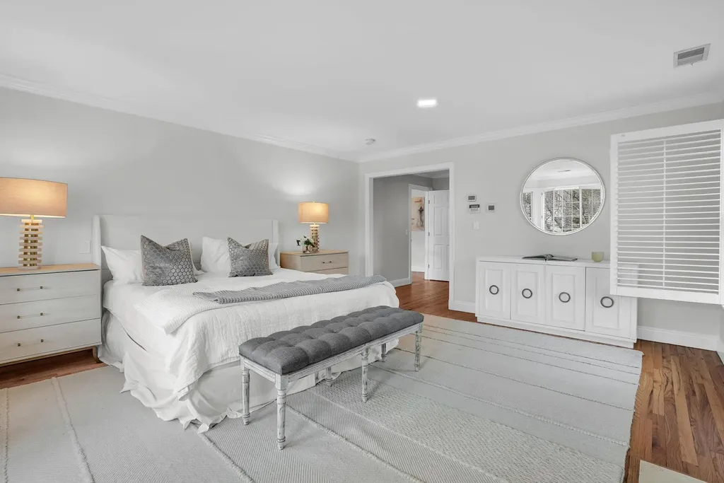 4 Morris Court Rye NY 10580