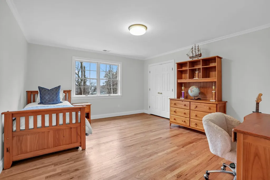 4 Morris Court Rye NY 10580