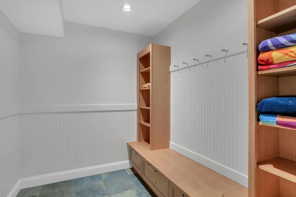 4 Morris Court Rye NY 10580