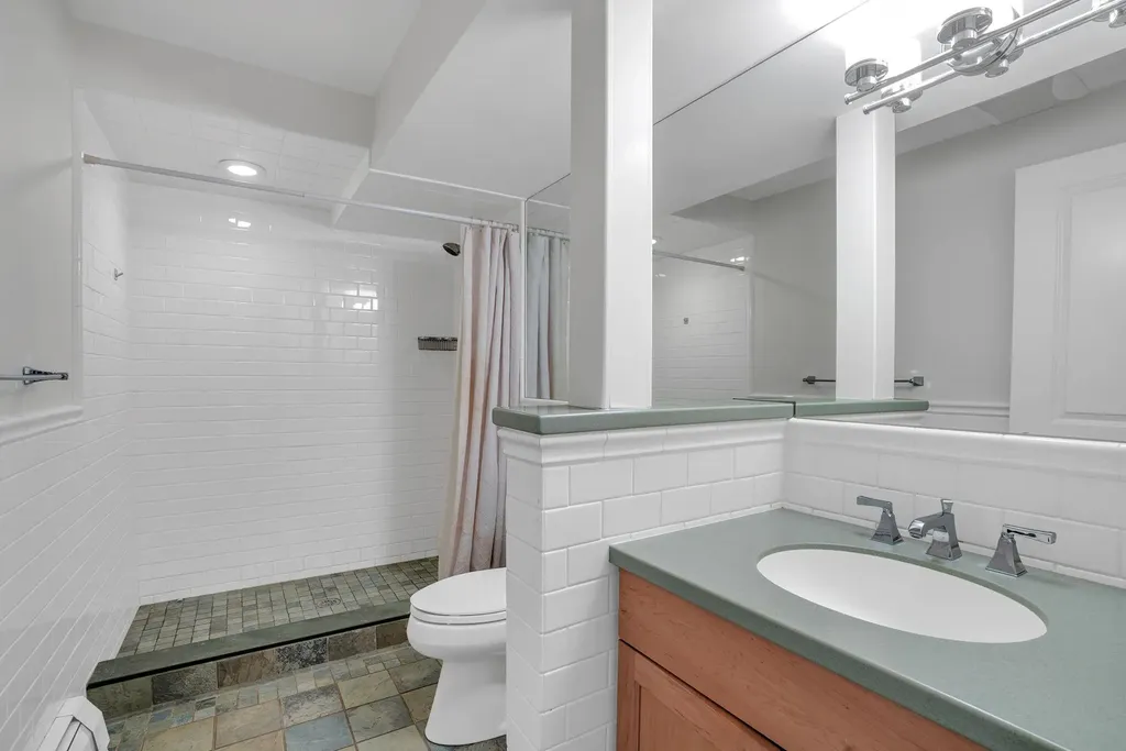 4 Morris Court Rye NY 10580