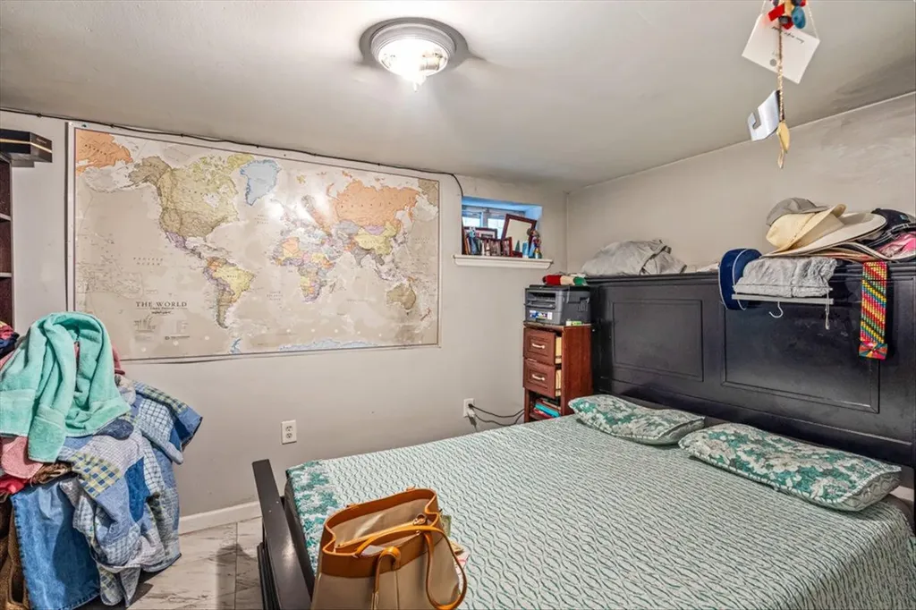 8060 88th Road Woodhaven NY 11421