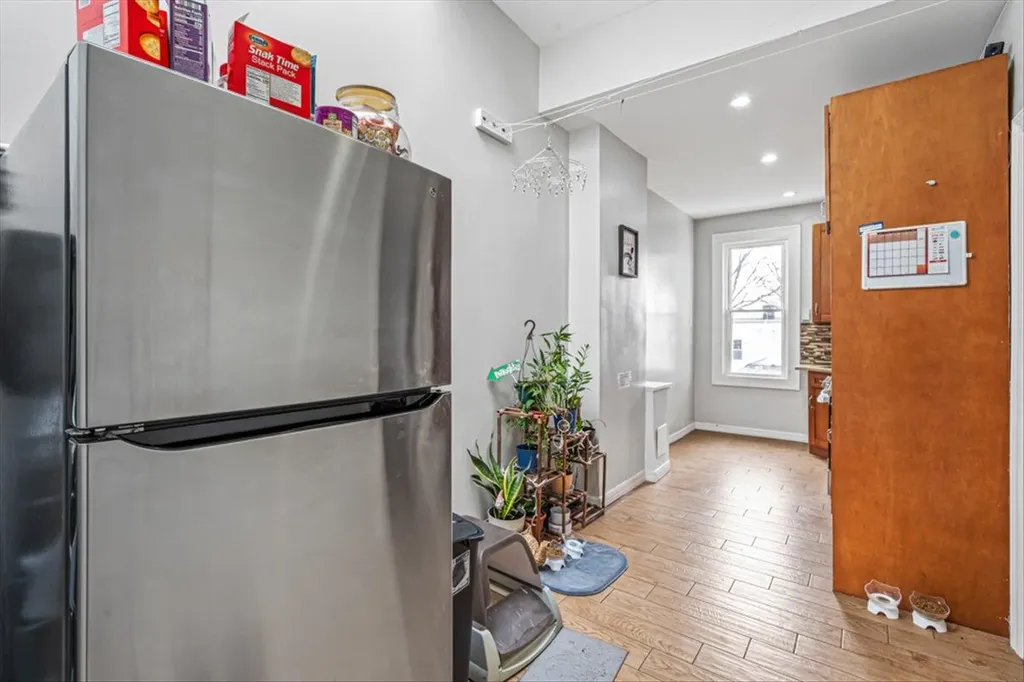 8060 88th Road Woodhaven NY 11421