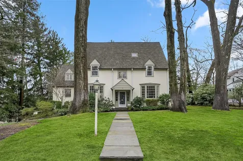 2 Woodlawn Avenue New Rochelle NY 10804