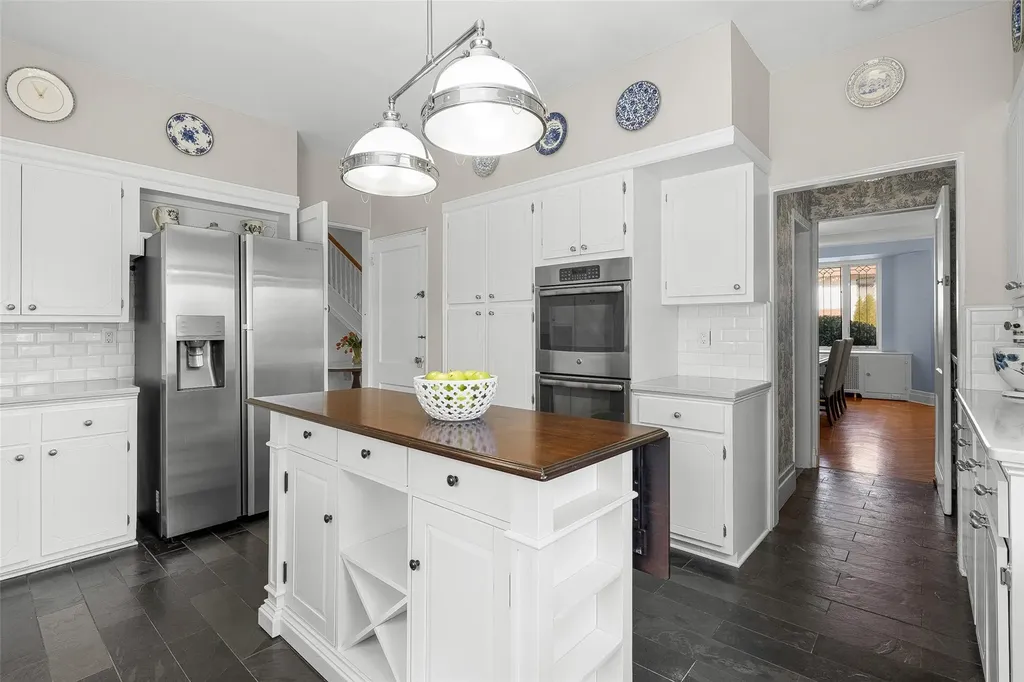 43 Cherry Avenue New Rochelle NY 10801