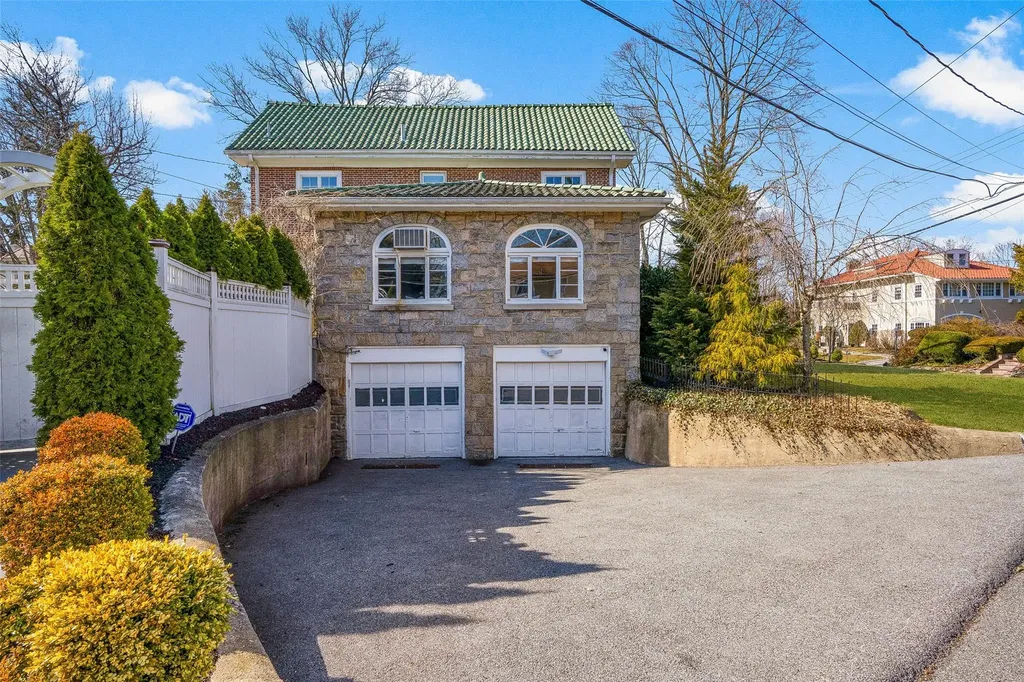 43 Cherry Avenue New Rochelle NY 10801
