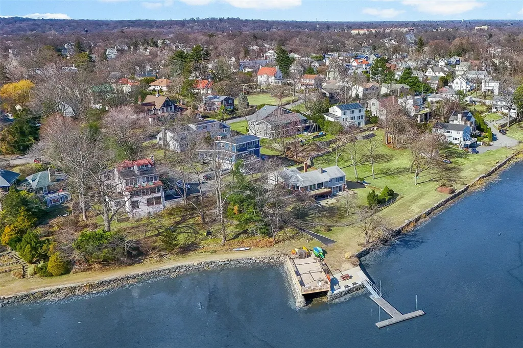 43 Cherry Avenue New Rochelle NY 10801