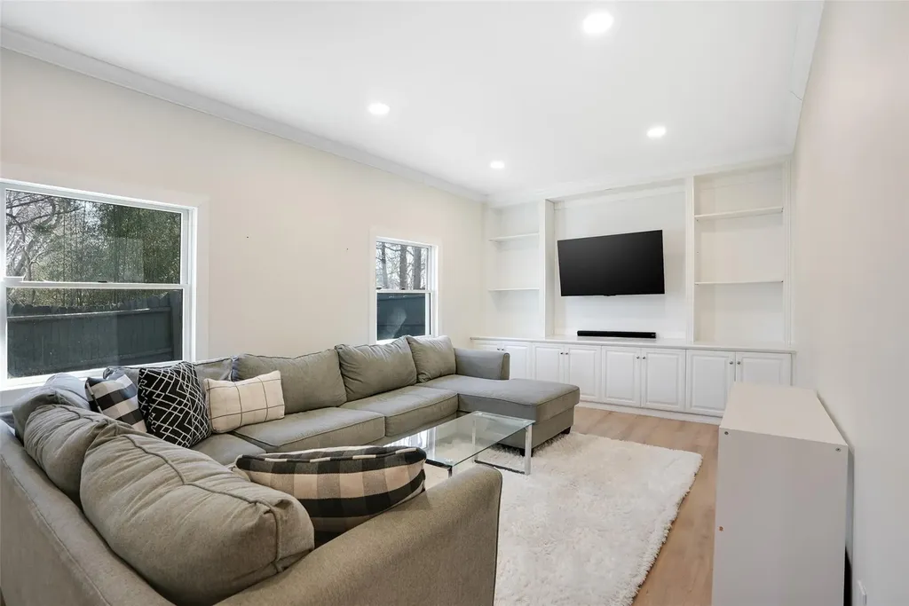 17 Byram Hill Road Armonk NY 10504