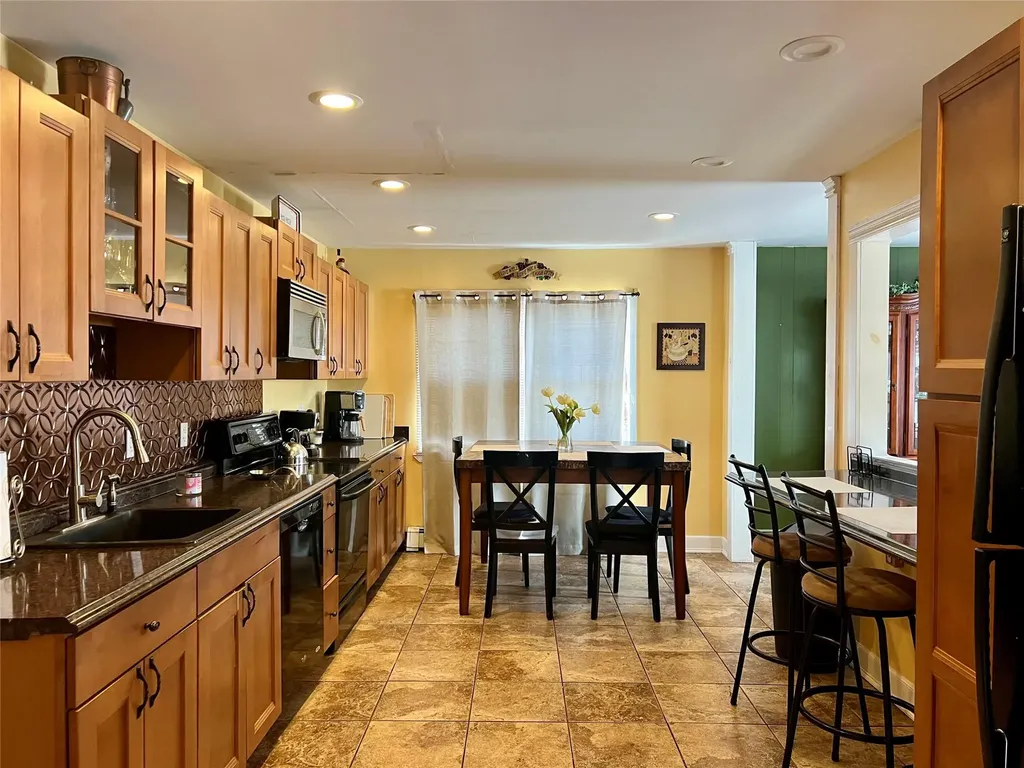 5 Marlin Road Centereach NY 11720