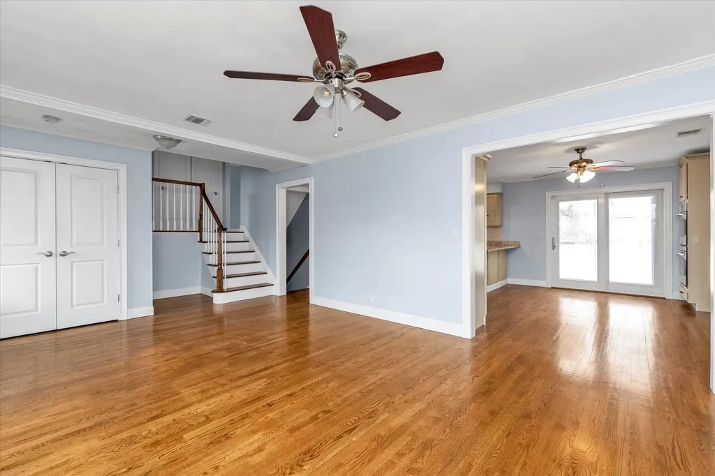 3427 5th Street Oceanside NY 11572
