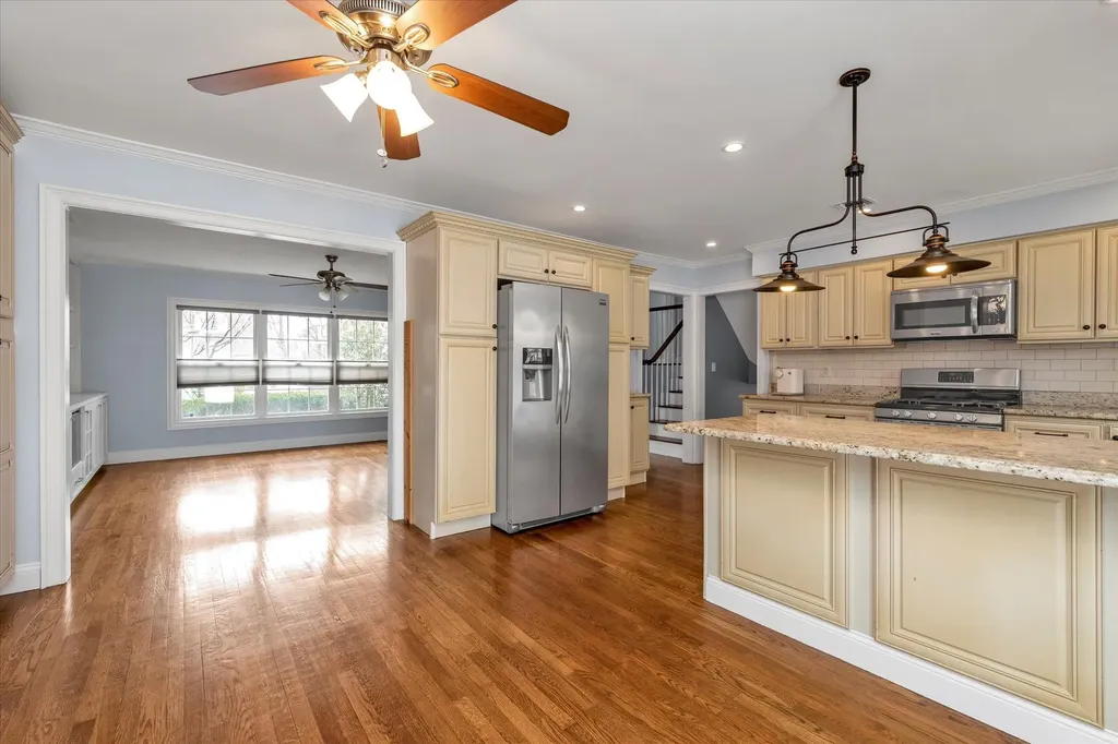 3427 5th Street Oceanside NY 11572