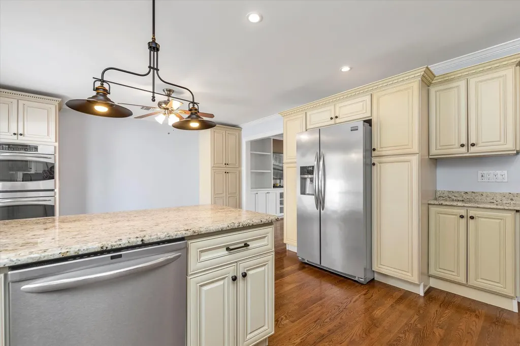 3427 5th Street Oceanside NY 11572