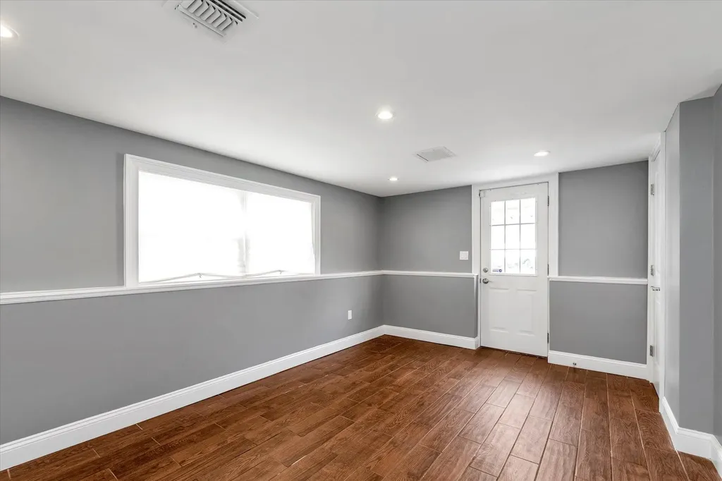 3427 5th Street Oceanside NY 11572
