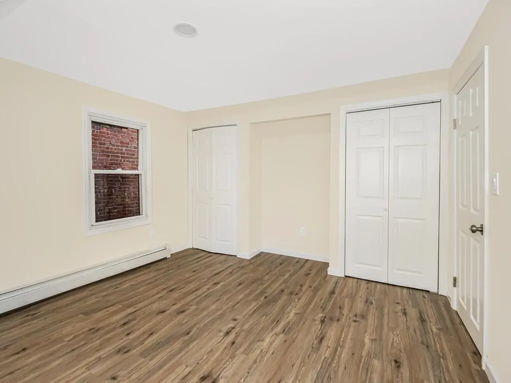 154 Summit Place Bronx NY 10463