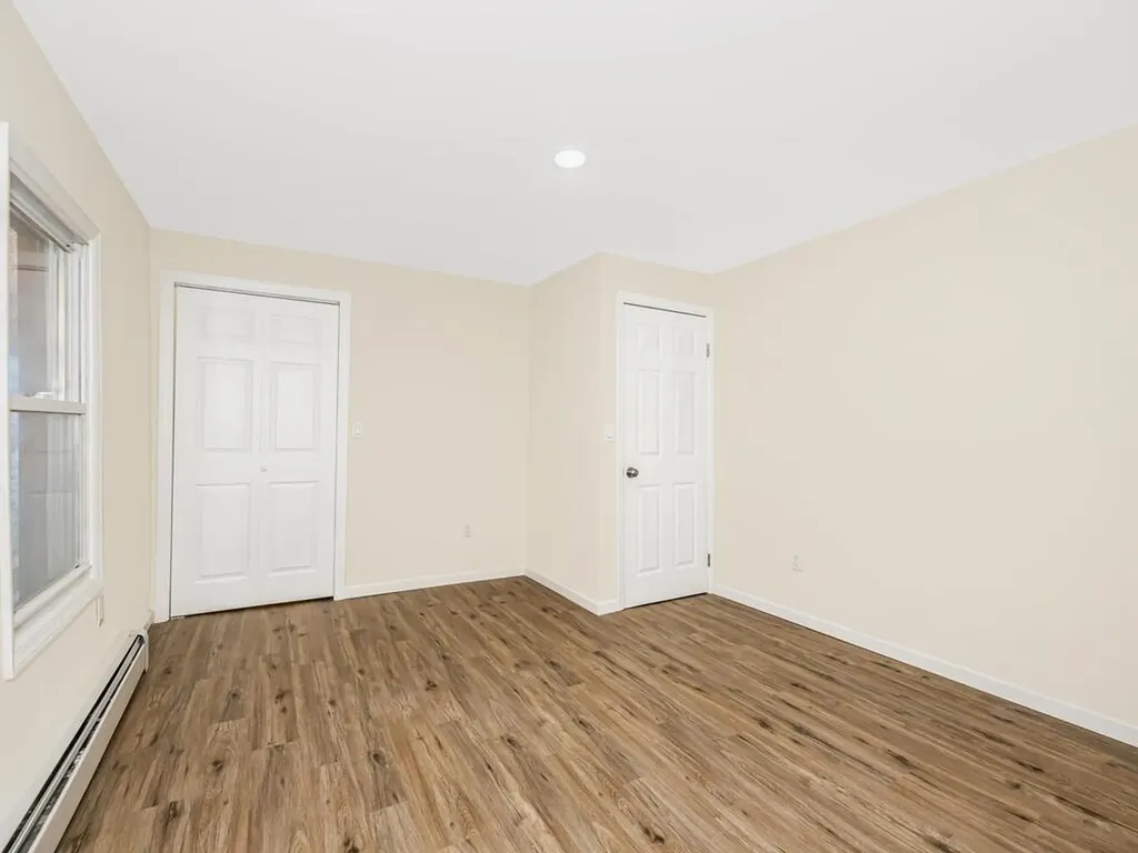 154 Summit Place Bronx NY 10463