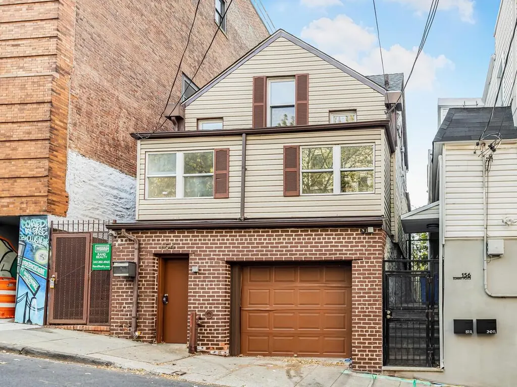 154 Summit Place Bronx NY 10463