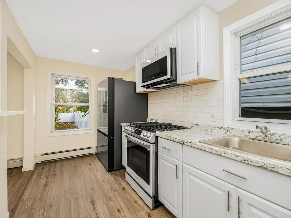 154 Summit Place Bronx NY 10463