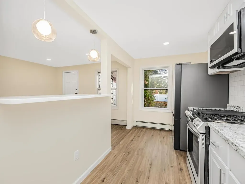 154 Summit Place Bronx NY 10463