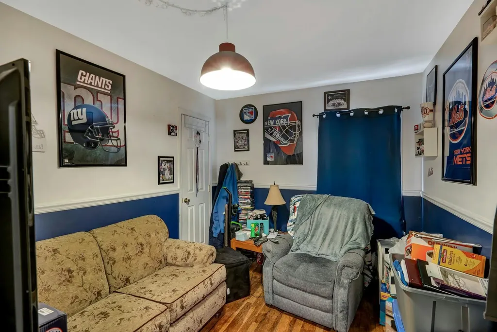 92 S Evergreen Drive Selden NY 11784