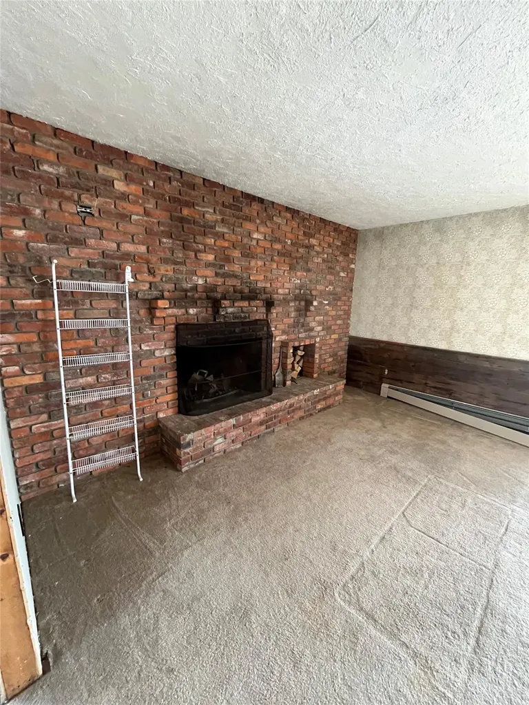 19 Organ Hill Road Poughkeepsie NY 12603