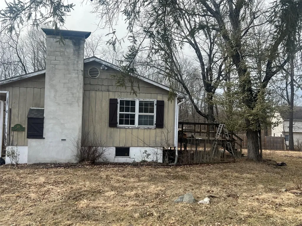 19 Organ Hill Road Poughkeepsie NY 12603