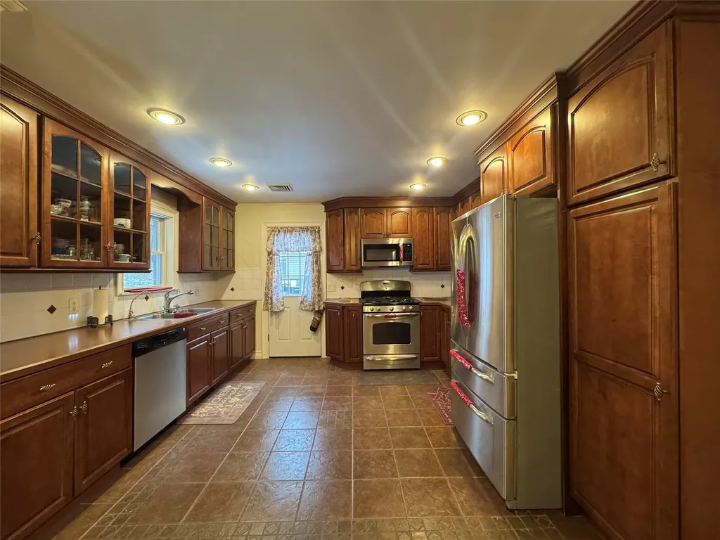 36 Belmont Avenue Middletown NY 10940