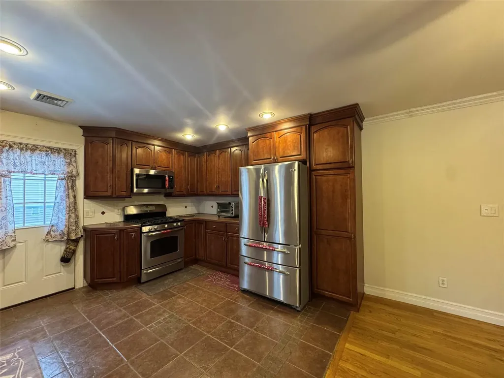 36 Belmont Avenue Middletown NY 10940