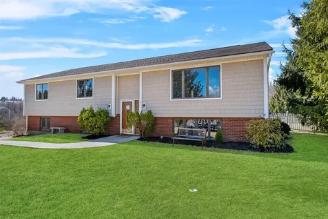 7 Riverdale Drive Wingdale NY 12594