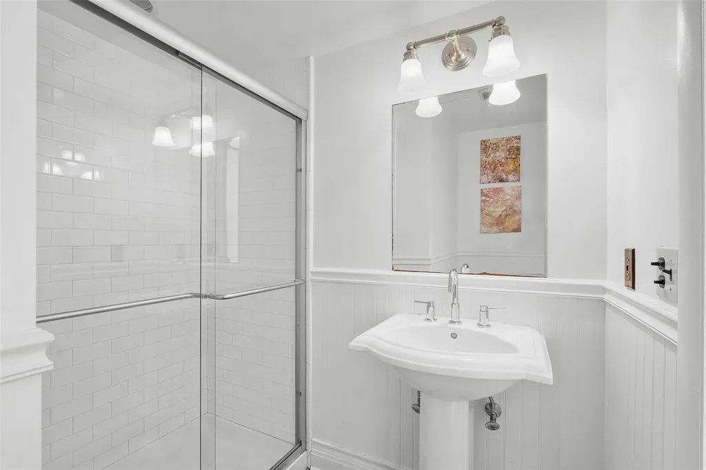 310 Beach Avenue Mamaroneck NY 10543