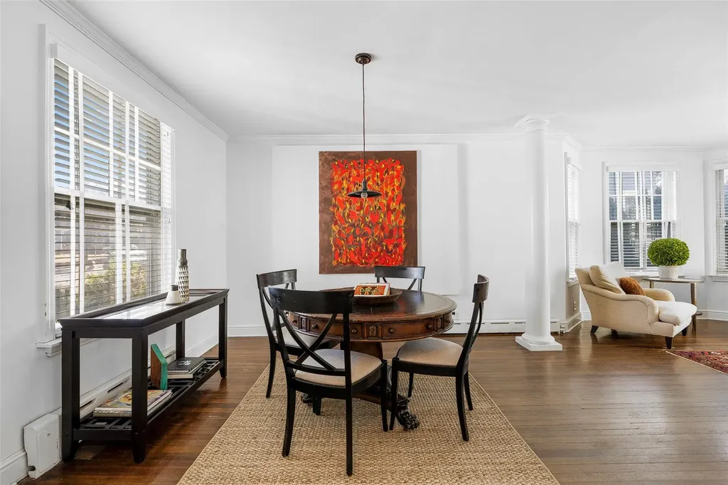 310 Beach Avenue Mamaroneck NY 10543