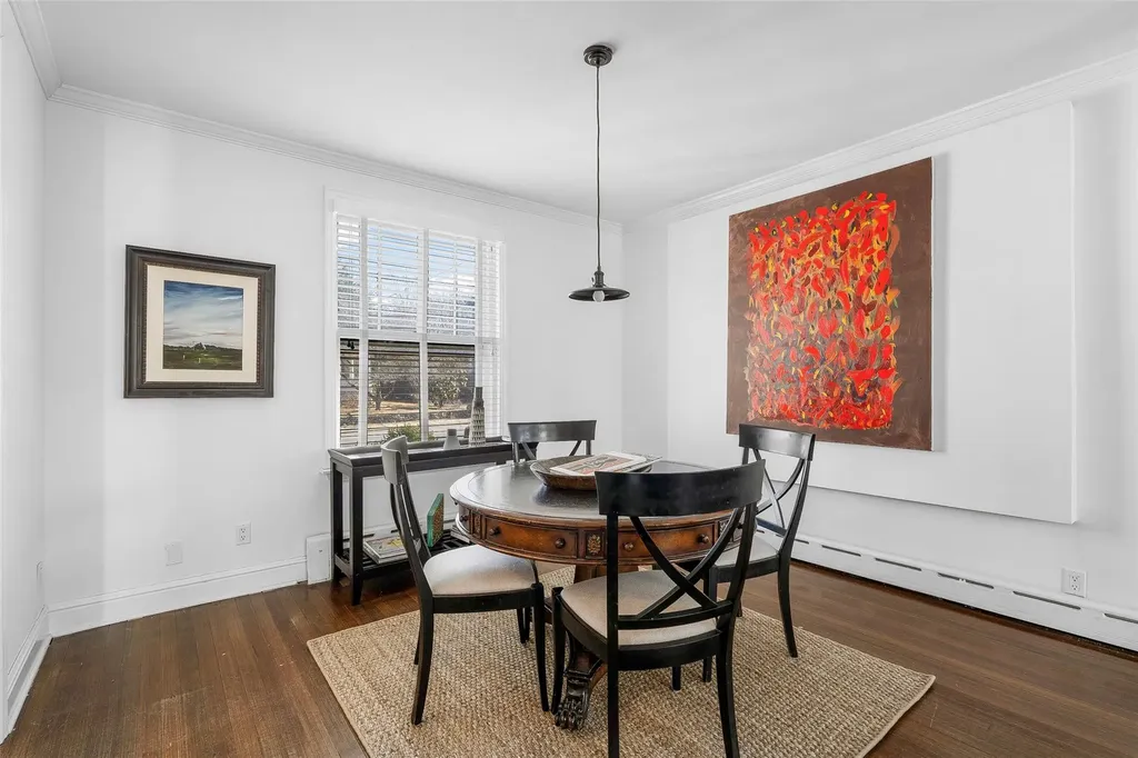 310 Beach Avenue Mamaroneck NY 10543