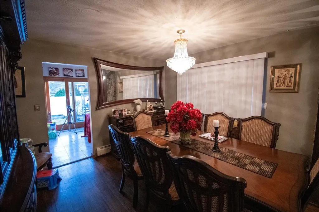 752 Bonnie Drive Baldwin NY 11510