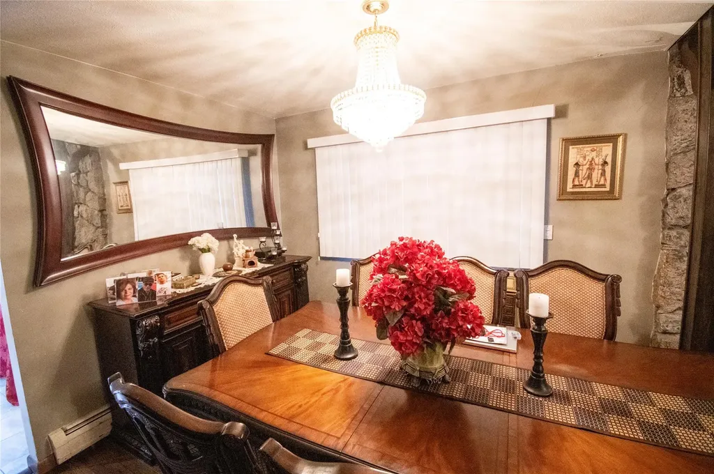 752 Bonnie Drive Baldwin NY 11510