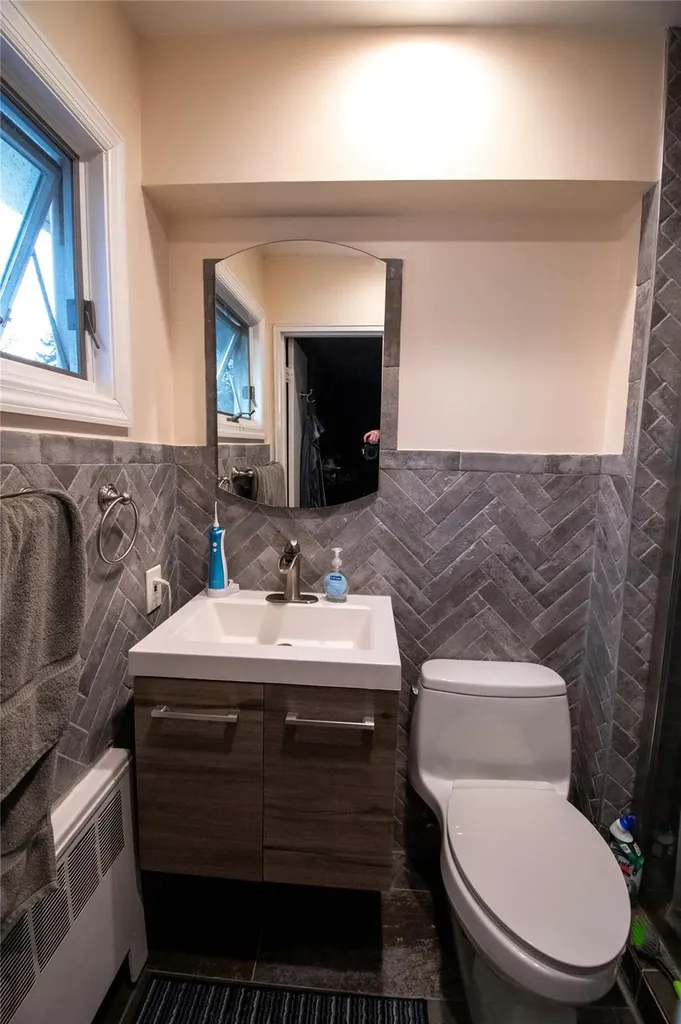 752 Bonnie Drive Baldwin NY 11510