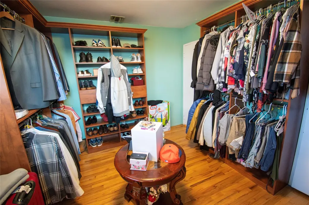 752 Bonnie Drive Baldwin NY 11510