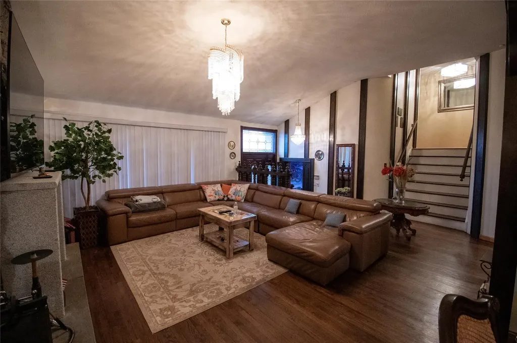 752 Bonnie Drive Baldwin NY 11510
