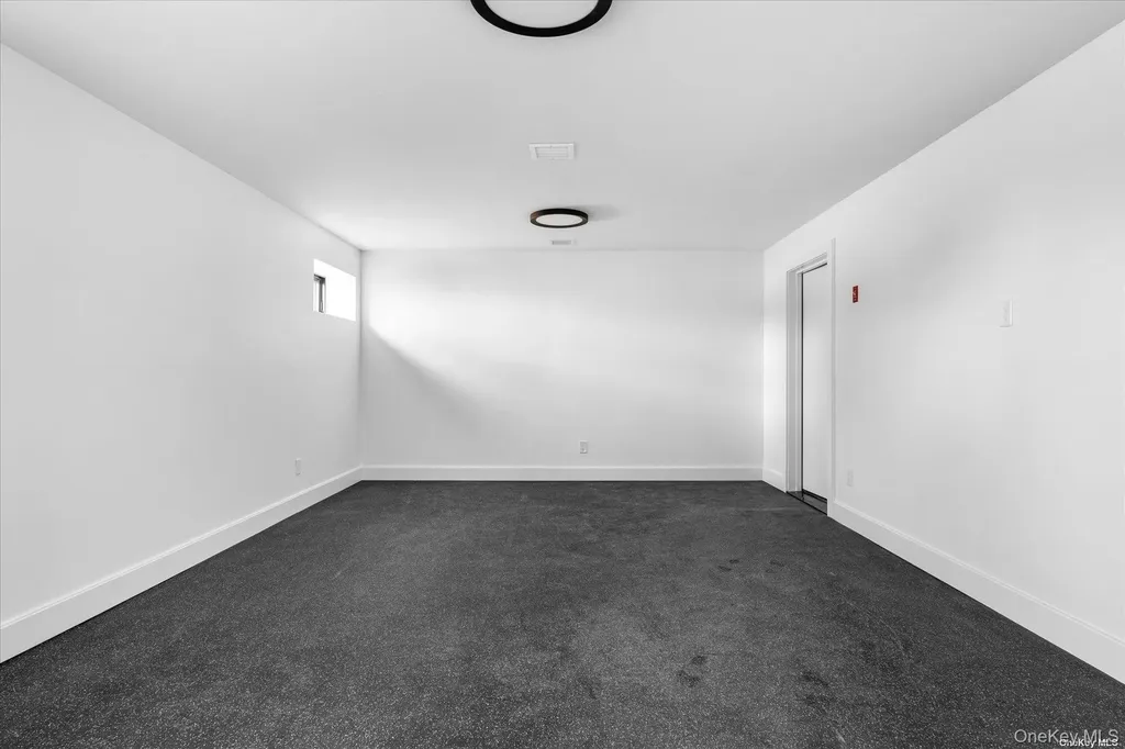 290 Windward Road Orient NY 11957