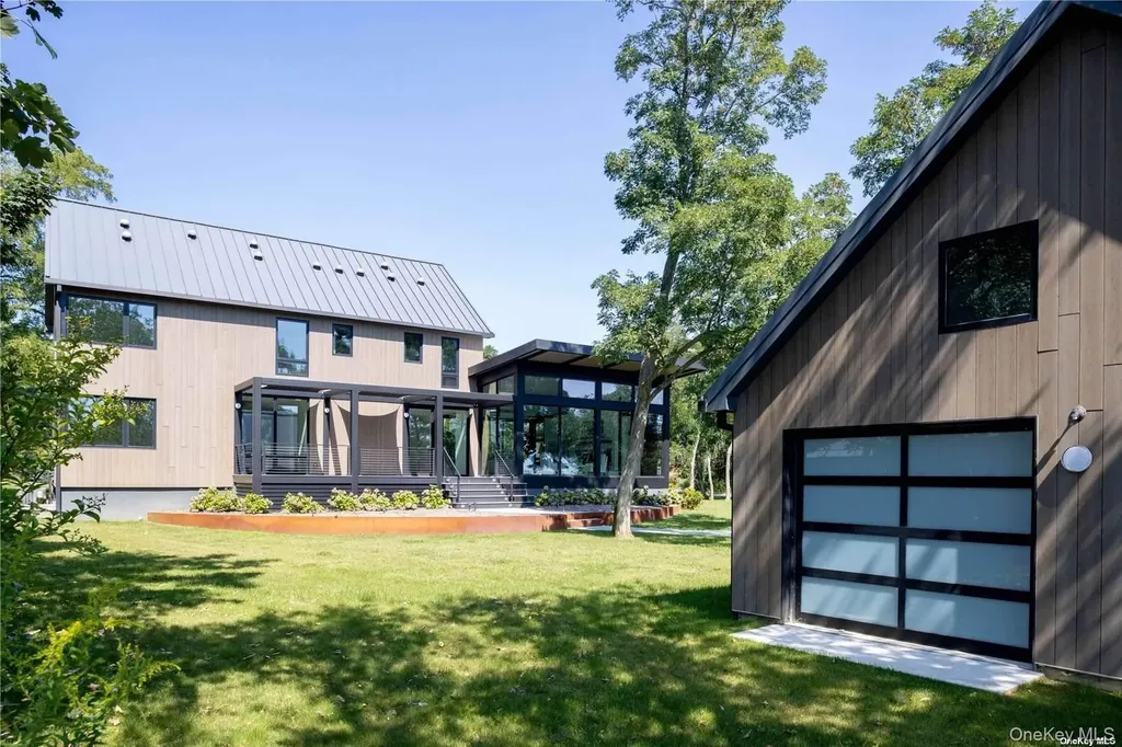 290 Windward Road Orient NY 11957