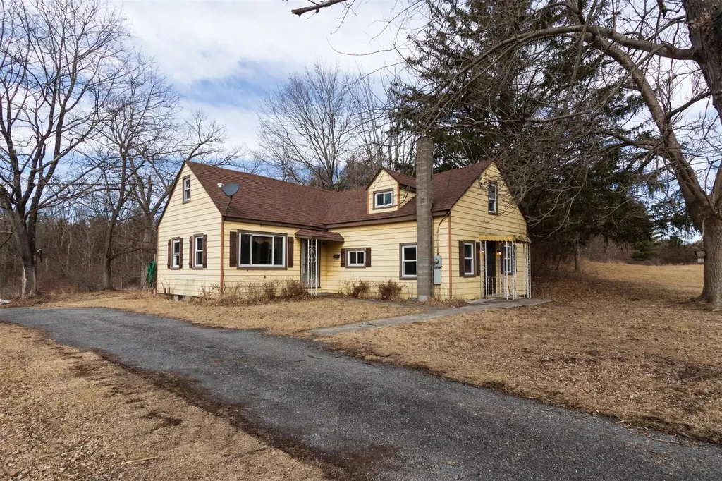 2925 Old Kings Road Catskill NY 12414