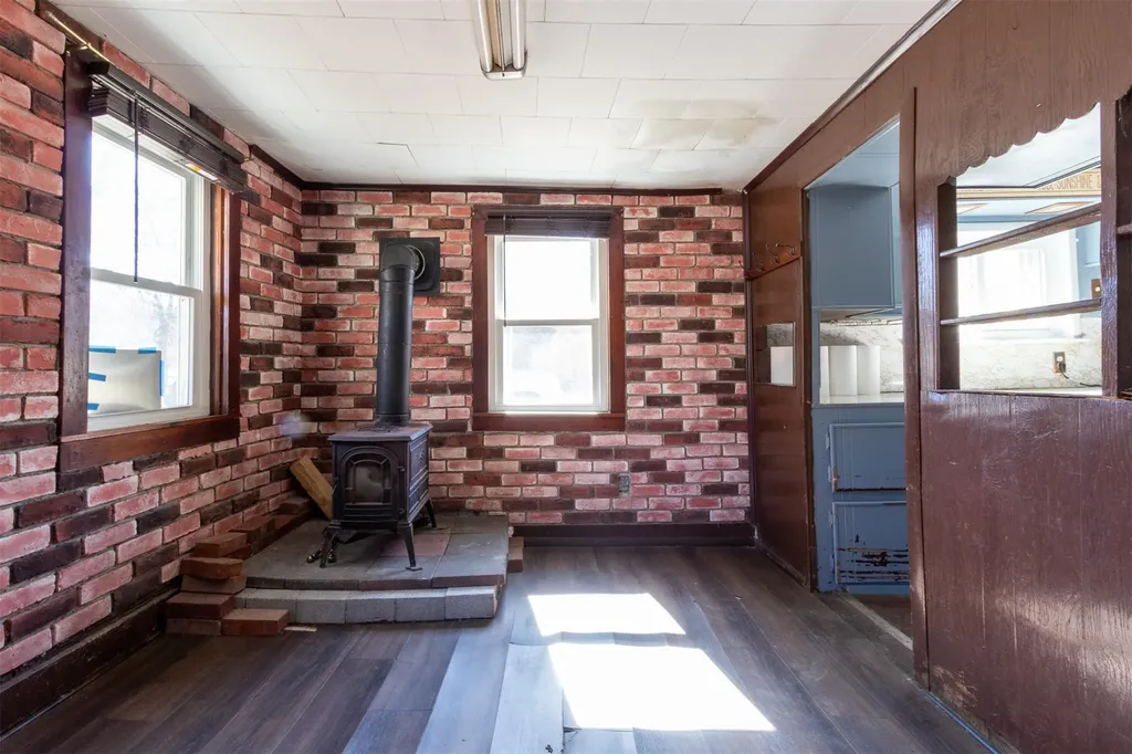 2925 Old Kings Road Catskill NY 12414