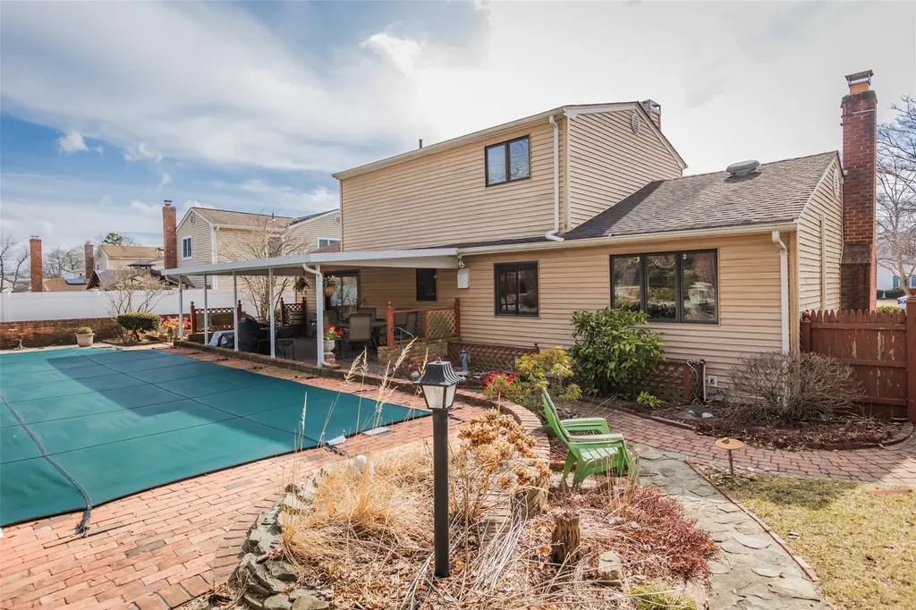11 Bobann Drive Nesconset NY 11767