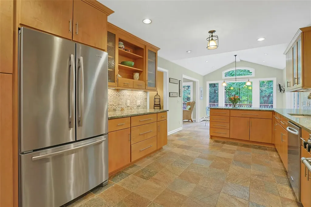 60 Cross Ridge Road Chappaqua NY 10514
