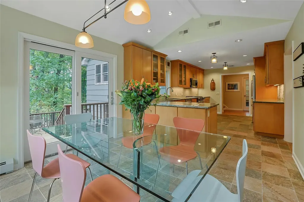 60 Cross Ridge Road Chappaqua NY 10514