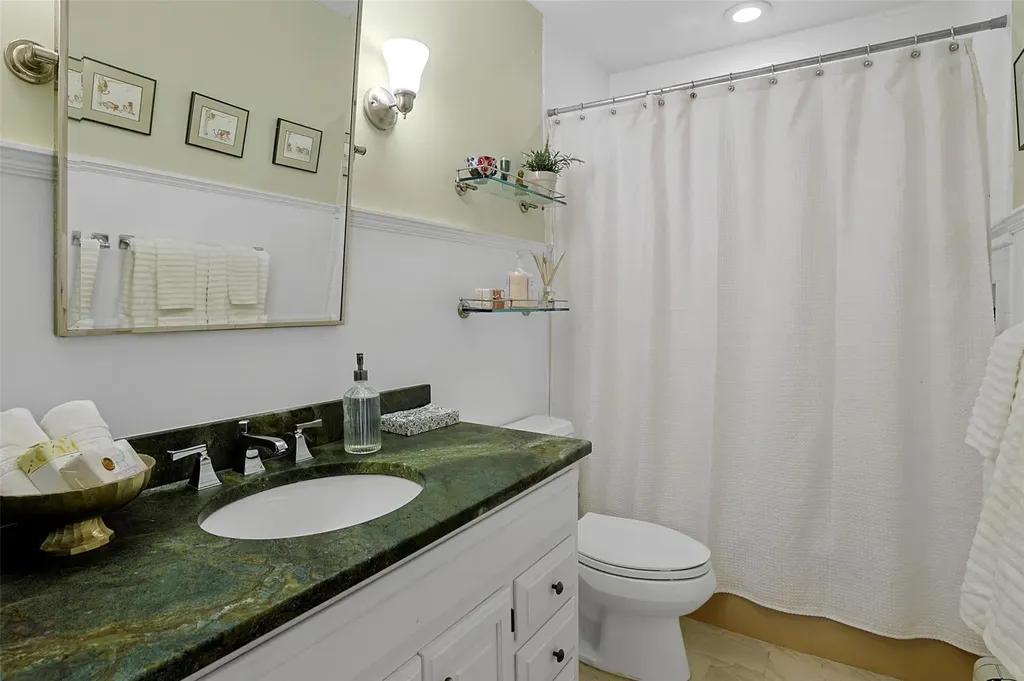 60 Cross Ridge Road Chappaqua NY 10514